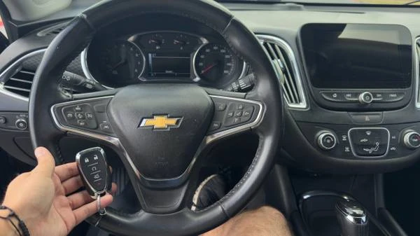 2017 Chevrolet Malibu - Image 16 of 17