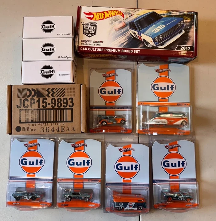 Parts & Memorabilia Scale Models - Image 2 of 10