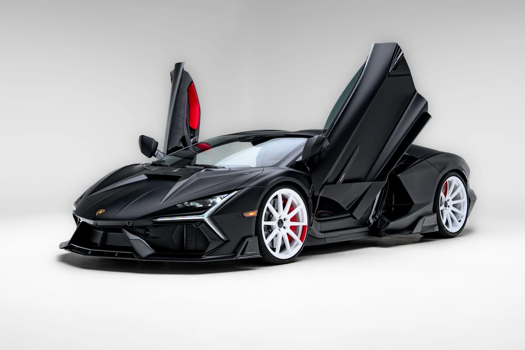 2024 Lamborghini Revuelto - Image 26 of 31