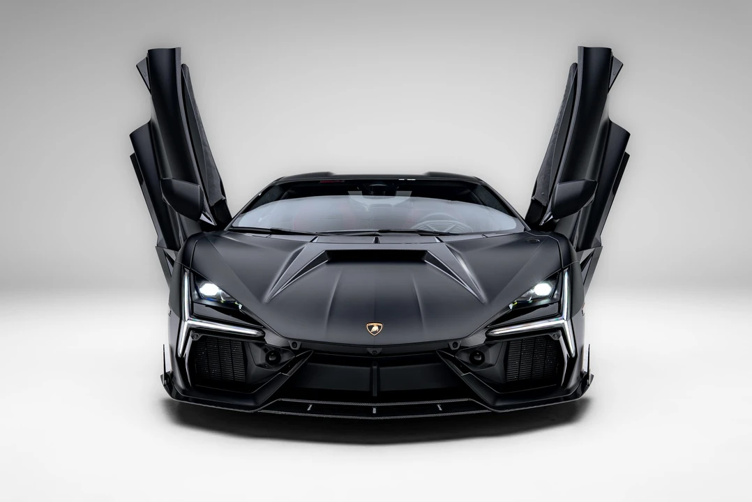 2024 Lamborghini Revuelto - Image 30 of 31