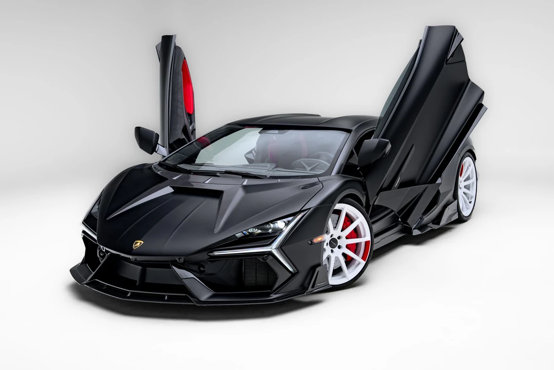 2024 Lamborghini Revuelto - Image 27 of 31
