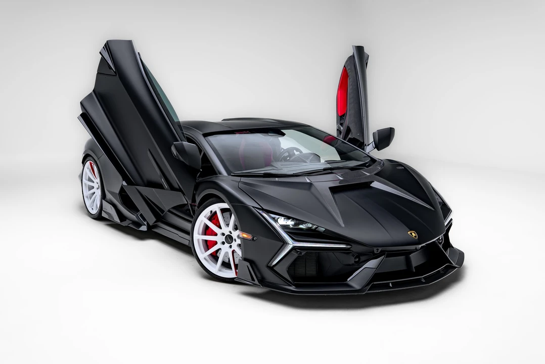 2024 Lamborghini Revuelto - Image 31 of 31