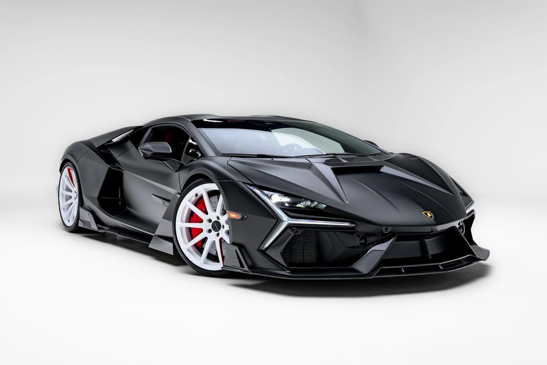 2024 Lamborghini Revuelto - Image 11 of 31