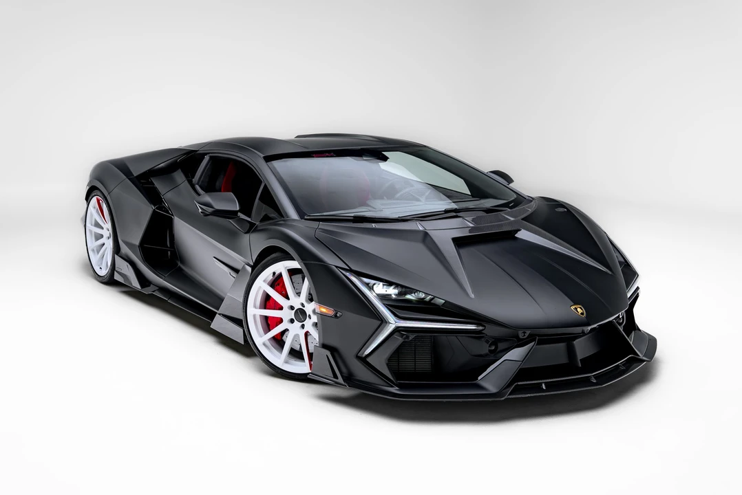 2024 Lamborghini Revuelto - Image 10 of 31