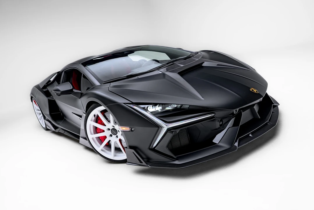 2024 Lamborghini Revuelto - Image 9 of 31
