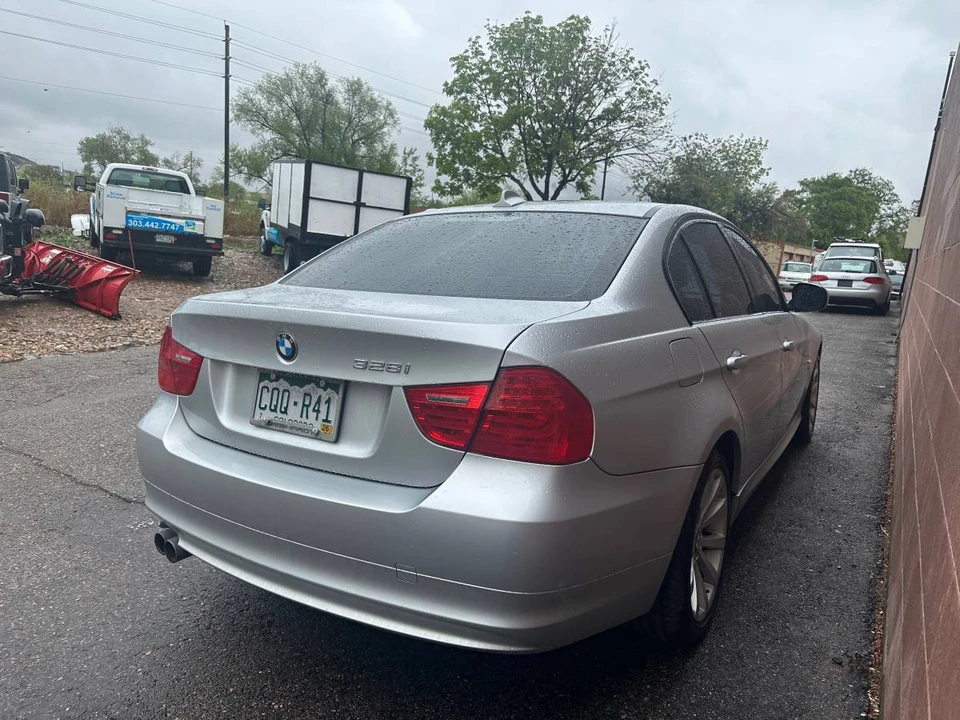 2011 BMW E90 3 Series Sedan - Image 9 of 9