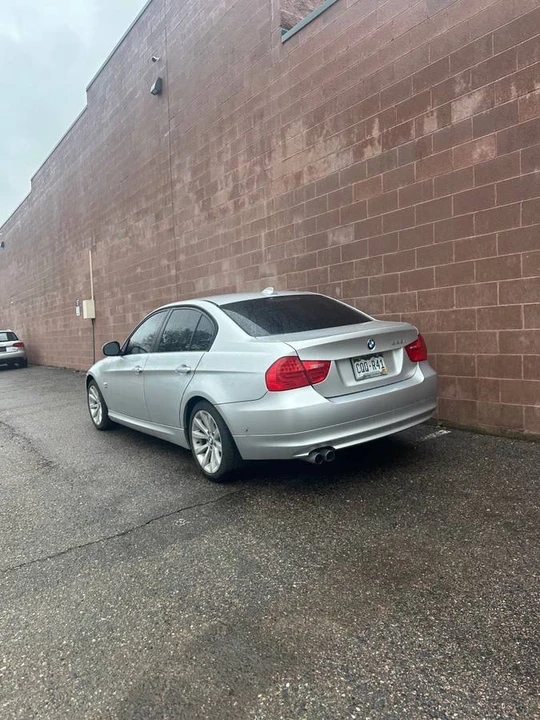 2011 BMW E90 3 Series Sedan - Image 6 of 9
