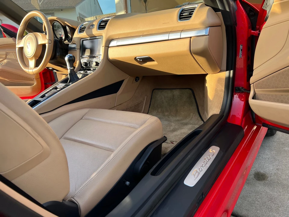 2013 Porsche 981 Boxster S - Image 17 of 31