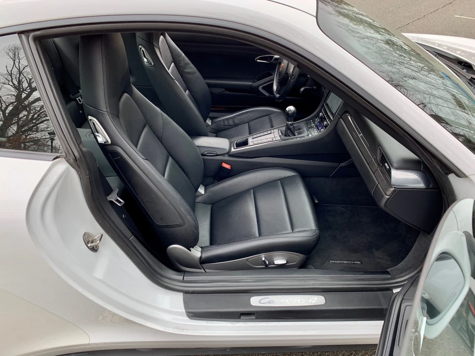 2014 Porsche 991 Carrera 4 - Image 25 of 31
