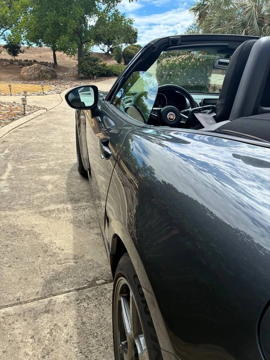 2017 Fiat 124 Spider - Image 9 of 23