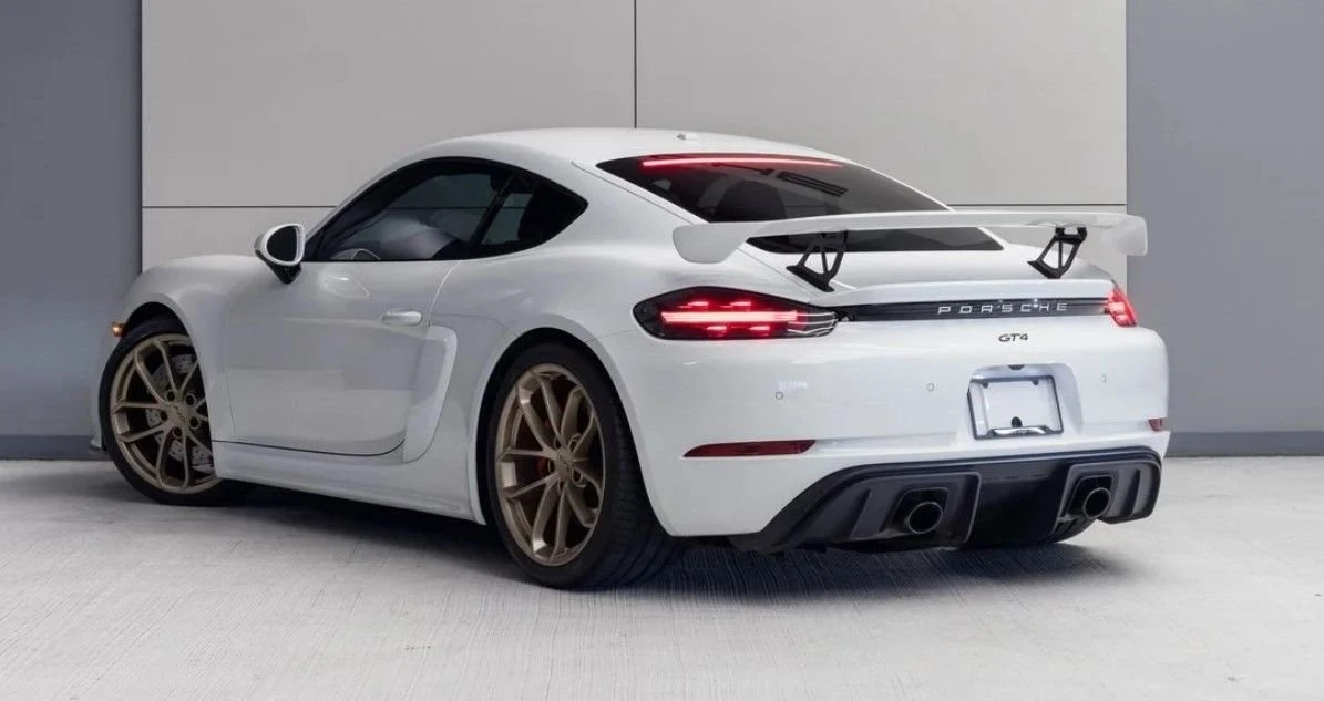 2020 Porsche 718 Cayman GT4 - Image 2 of 5