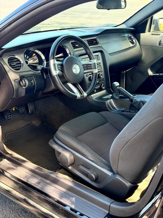 2013 Ford S197 Mustang - Image 9 of 16