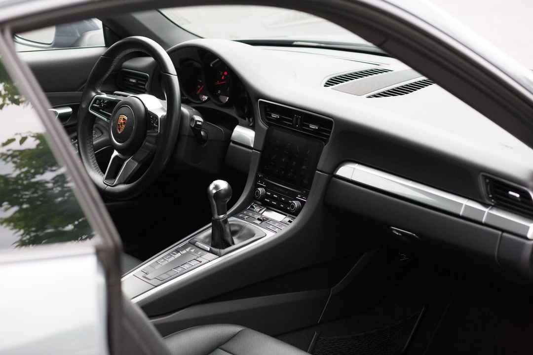 2017 Porsche 991 Carrera - Image 10 of 14