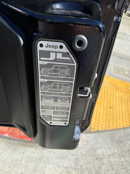 2022 Jeep JL Wrangler - Image 9 of 9