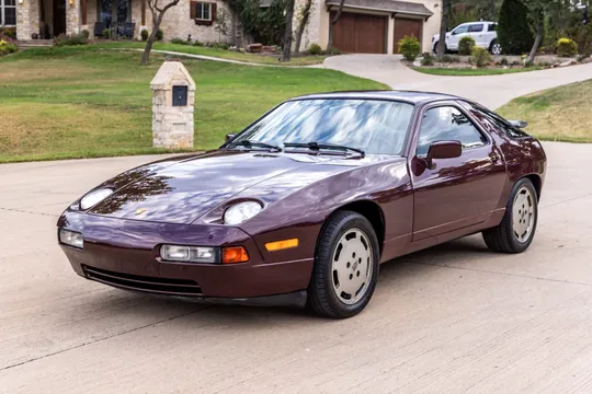 1987 Porsche 928 S4