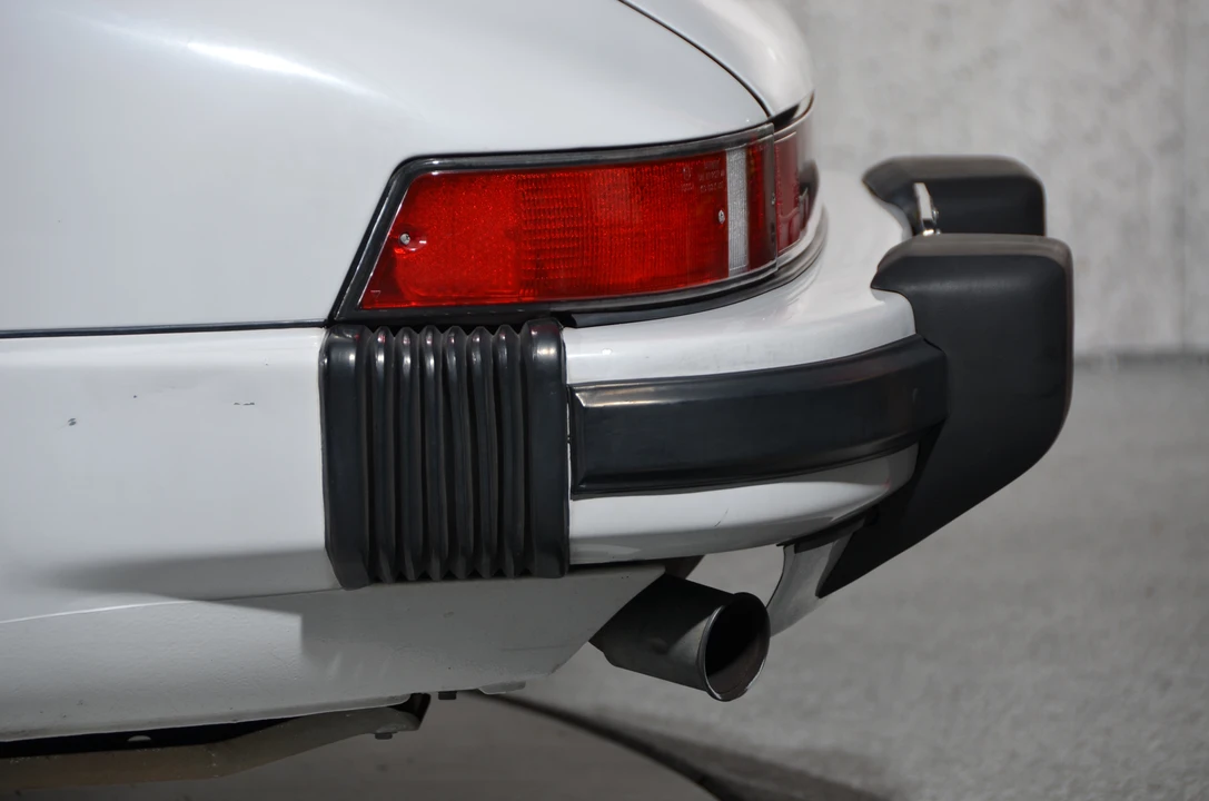 1986 Porsche 911 Carrera 3.2 - Image 20 of 31