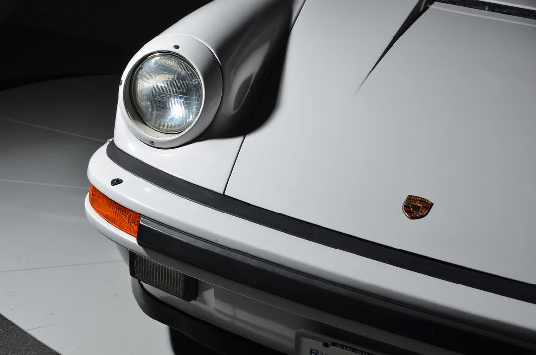 1986 Porsche 911 Carrera 3.2 - Image 14 of 31