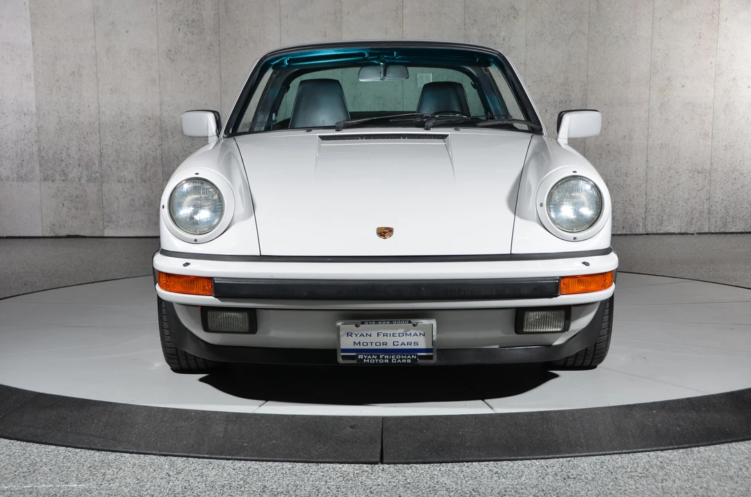1986 Porsche 911 Carrera 3.2 - Image 12 of 31