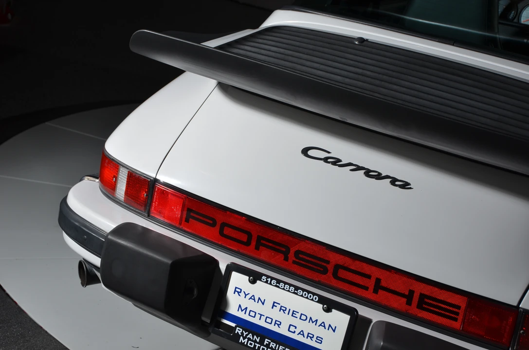 1986 Porsche 911 Carrera 3.2 - Image 22 of 31