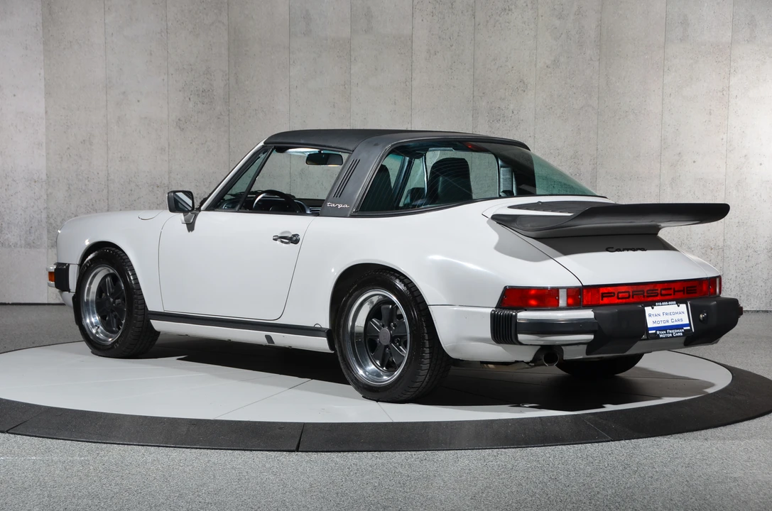 1986 Porsche 911 Carrera 3.2 - Image 5 of 31