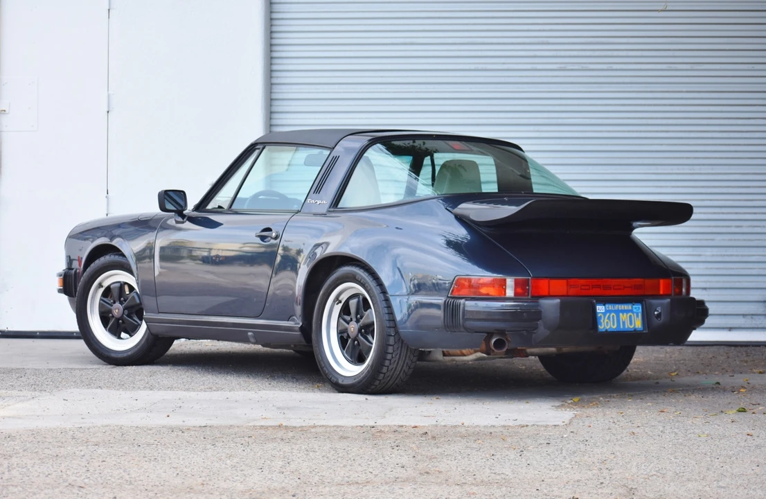 1988 Porsche 911 Carrera 3.2 - Image 5 of 30