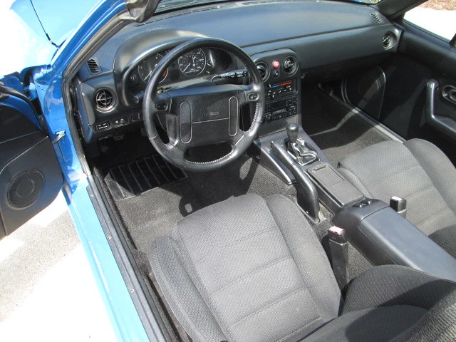 1990 Mazda NA MX-5 Miata - Image 25 of 31