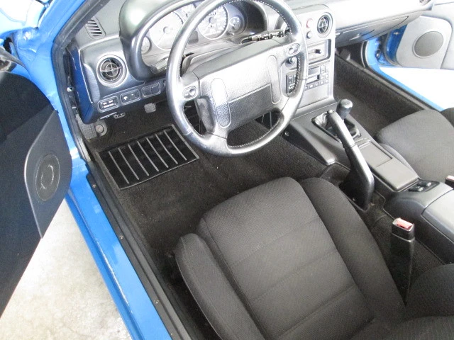 1990 Mazda NA MX-5 Miata - Image 29 of 31