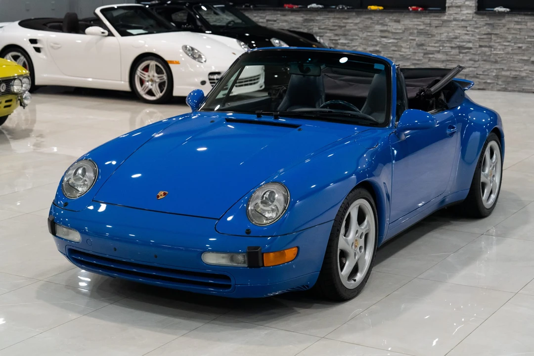 1997 Porsche 993 Carrera 4 - Image 14 of 31