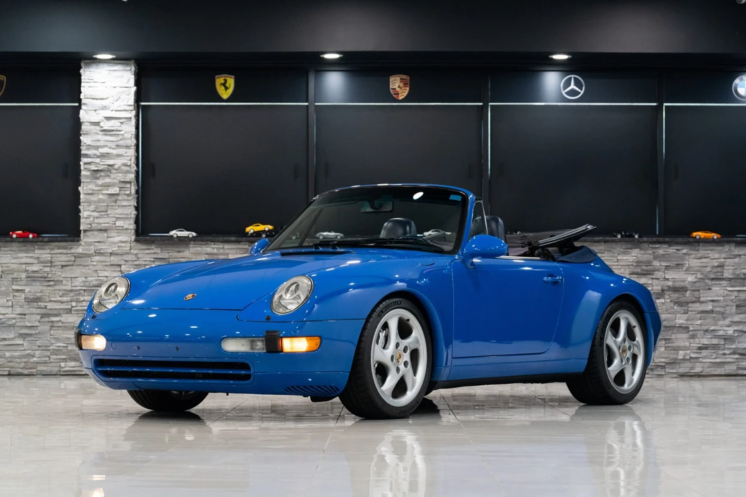 1997 Porsche 993 Carrera 4 - Image 6 of 31