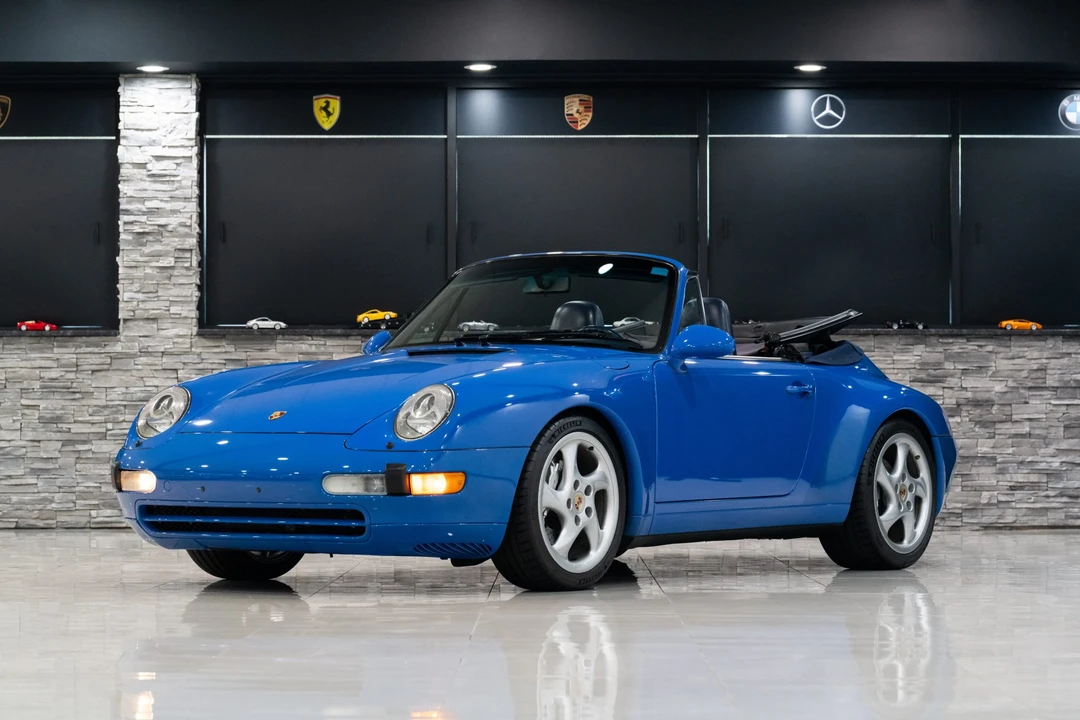 1997 Porsche 993 Carrera 4 - Image 7 of 31