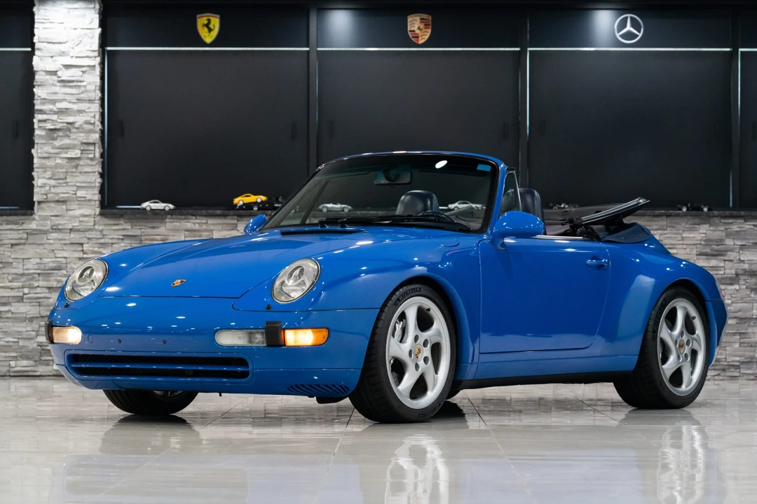 1997 Porsche 993 Carrera 4 - Image 8 of 31