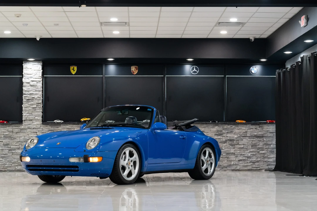 1997 Porsche 993 Carrera 4 - Image 4 of 31