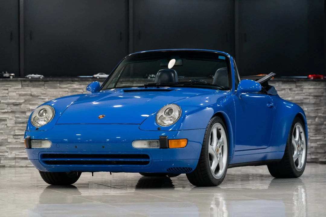 1997 Porsche 993 Carrera 4 - Image 16 of 31