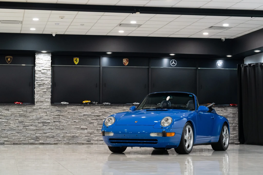 1997 Porsche 993 Carrera 4 - Image 15 of 31
