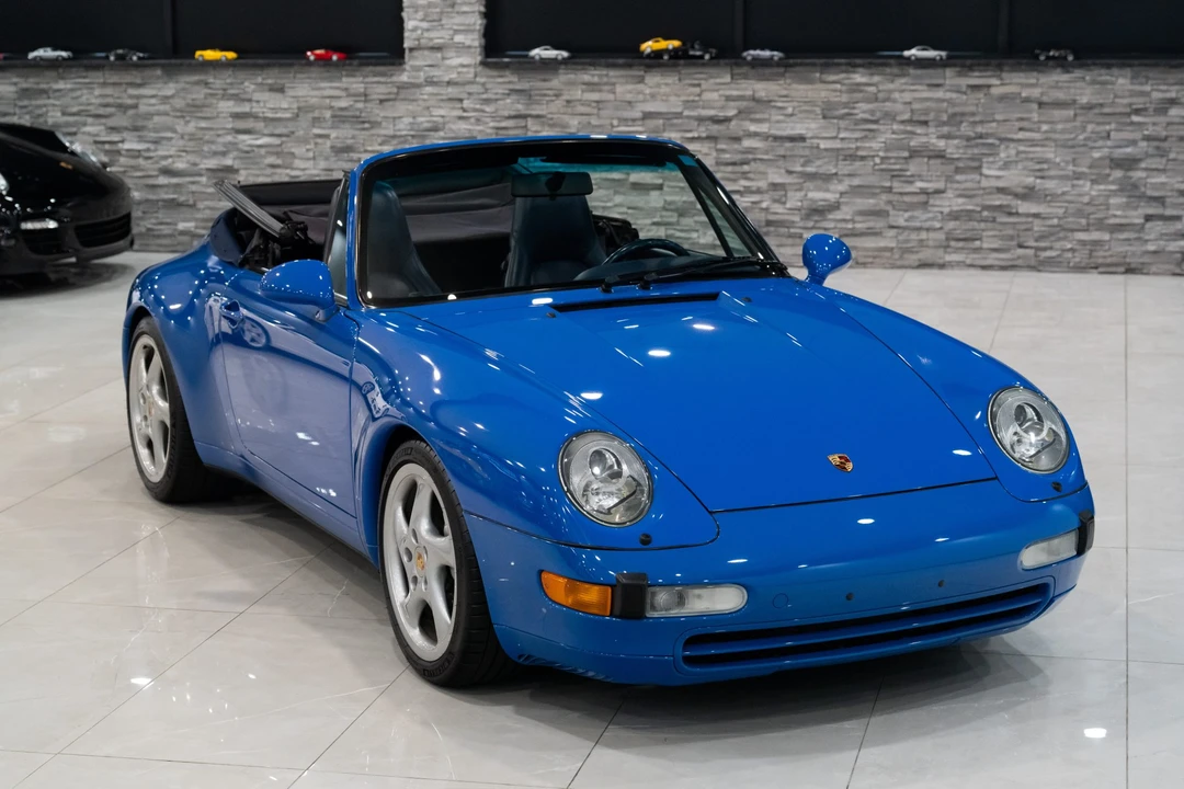 1997 Porsche 993 Carrera 4 - Image 27 of 31