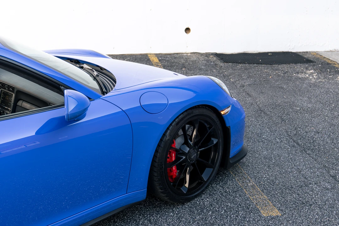 2015 Porsche 991 GT3 - Image 27 of 31