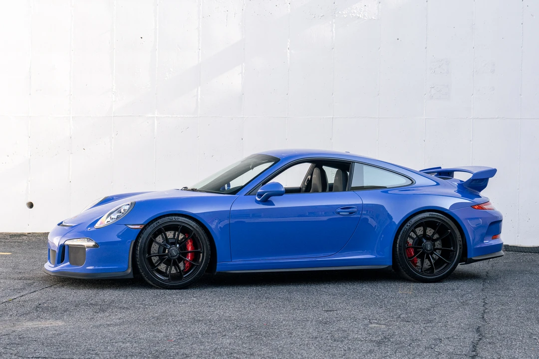2015 Porsche 991 GT3 - Image 2 of 31