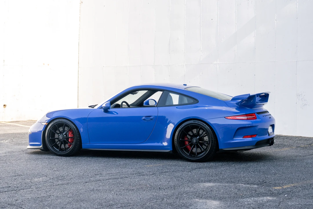 2015 Porsche 991 GT3 - Image 17 of 31
