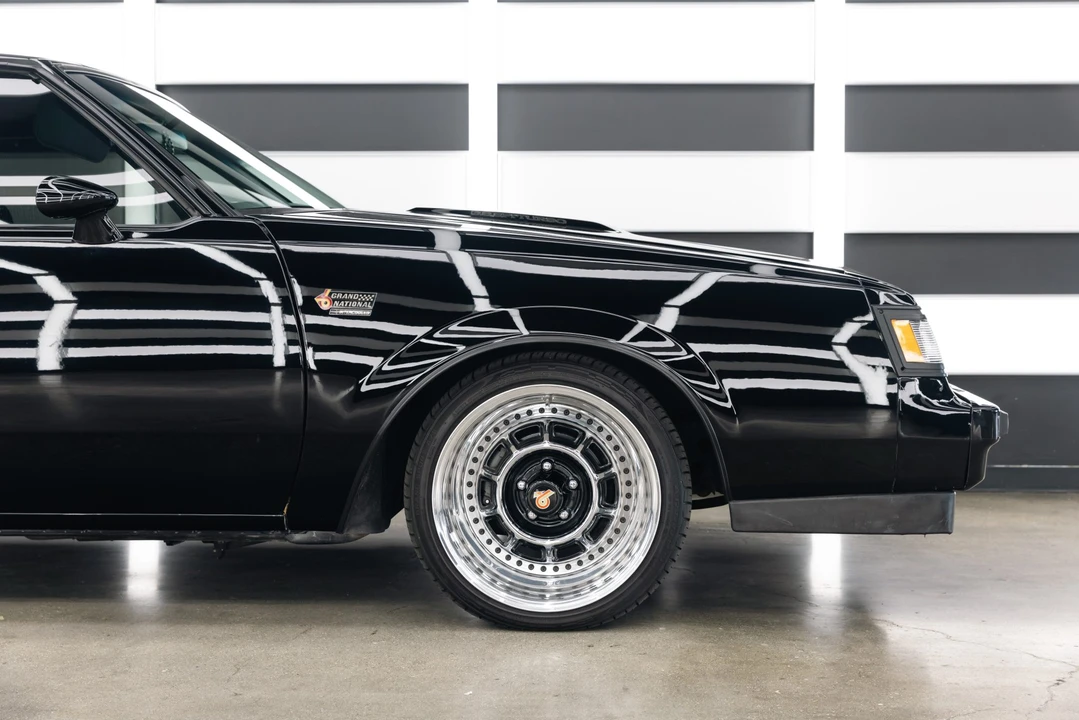 1987 Buick Grand National - Image 26 of 31