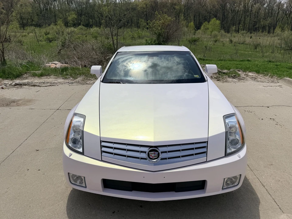 2007 Cadillac XLR - Image 4 of 31