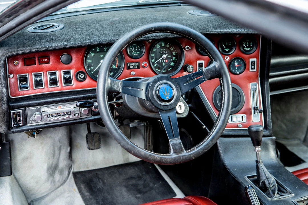 Maserati Bora - Image 14 of 28
