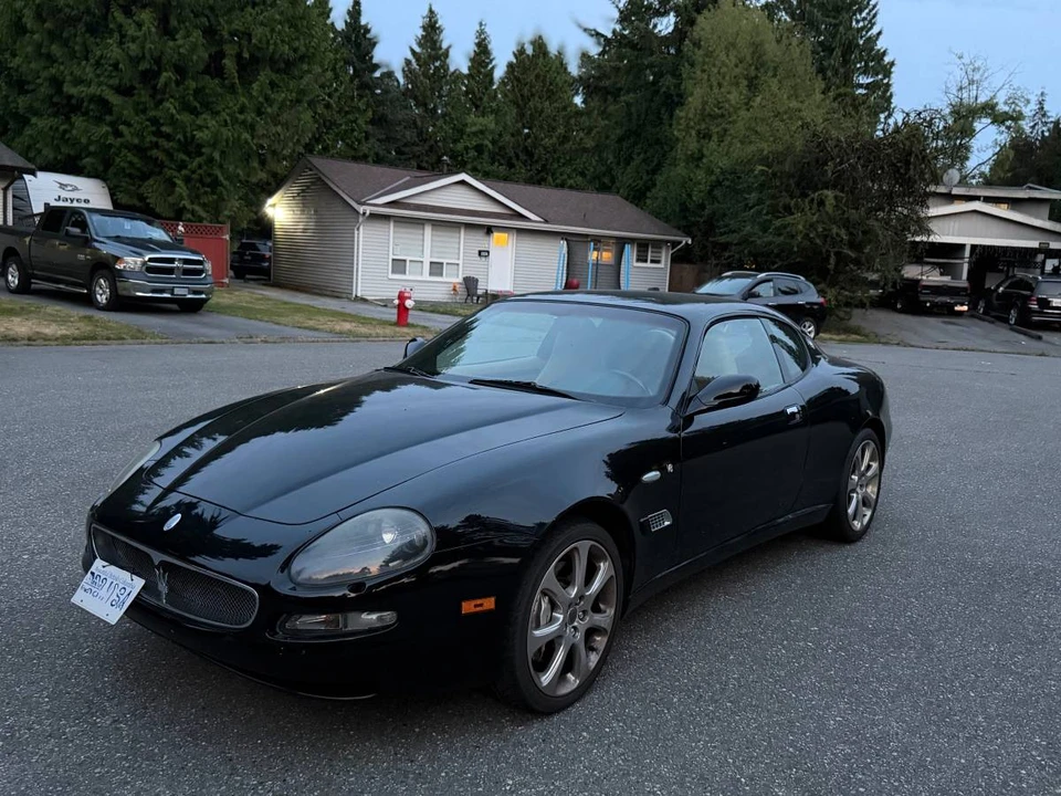 2004 Maserati Coupe - Image 2 of 16