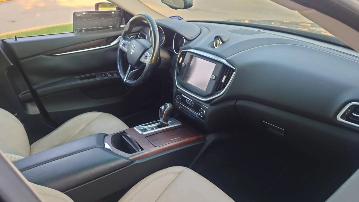 2014 Maserati Ghibli 3rd Gen - Image 5 of 9