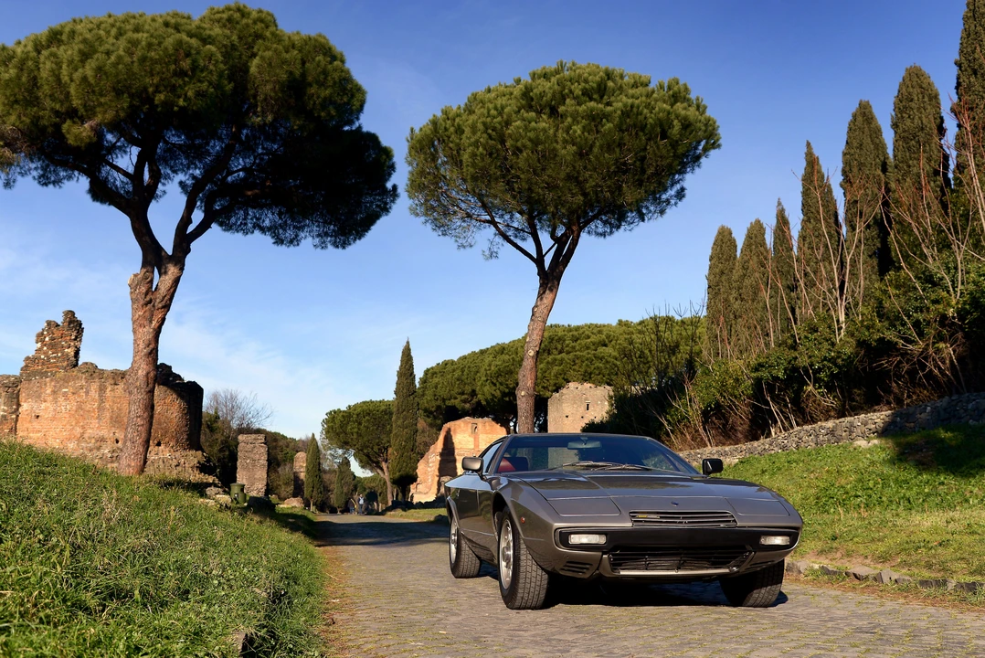 Maserati Khamsin - Image 6 of 23