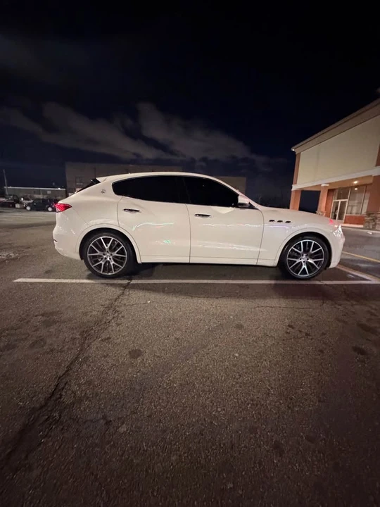 2021 Maserati Levante - Image 4 of 7