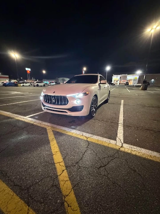 2021 Maserati Levante - Image 3 of 7