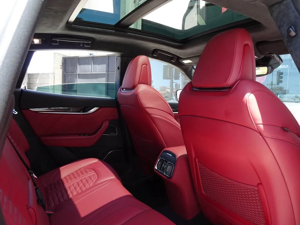 2017 Maserati Levante - Image 10 of 10