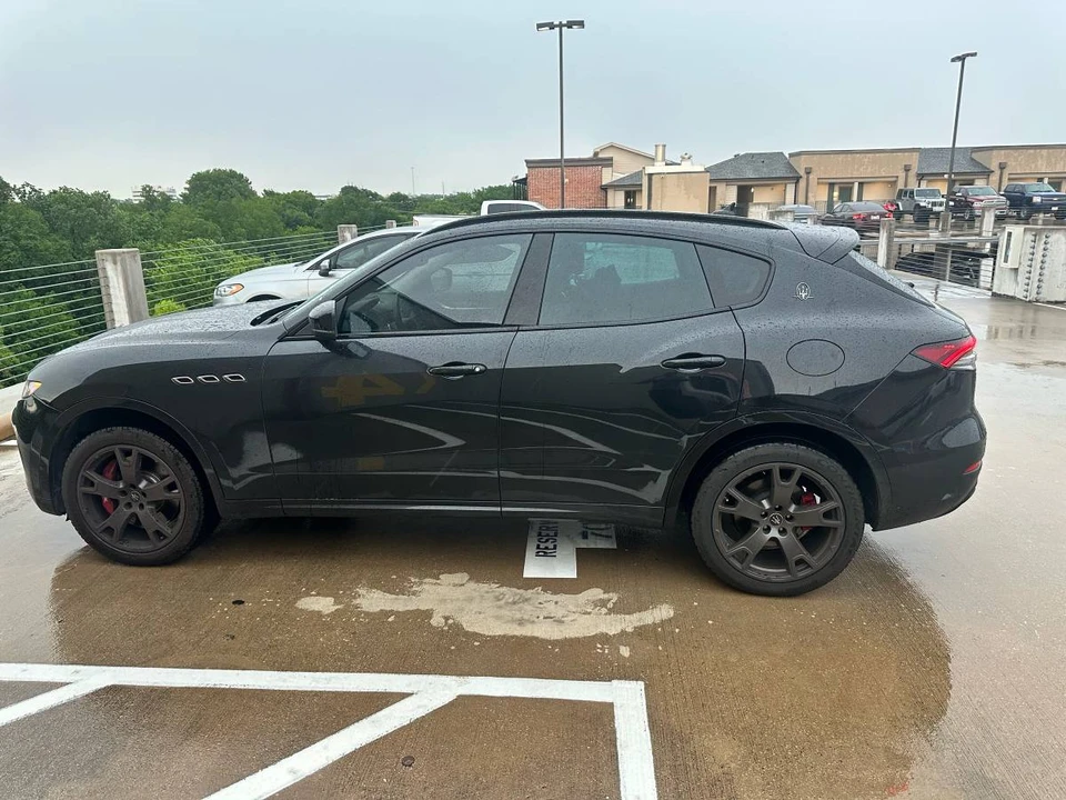 2021 Maserati Levante - Image 3 of 8