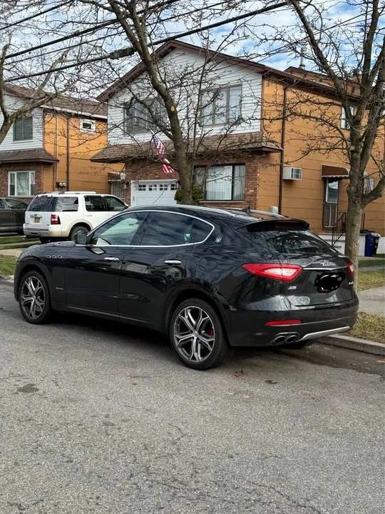 2020 Maserati Levante - Image 4 of 9