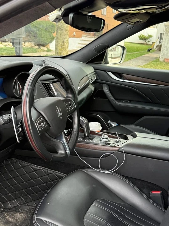 2020 Maserati Levante - Image 7 of 9